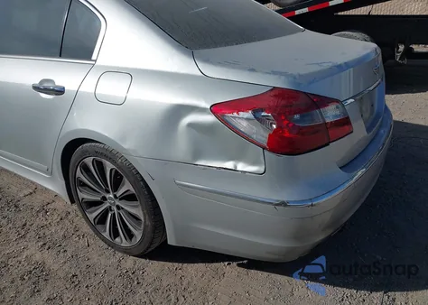 2013 Hyundai Genesis 3.8 z USA, uszkodzony, nr VIN KMHGC4DD1DU245989